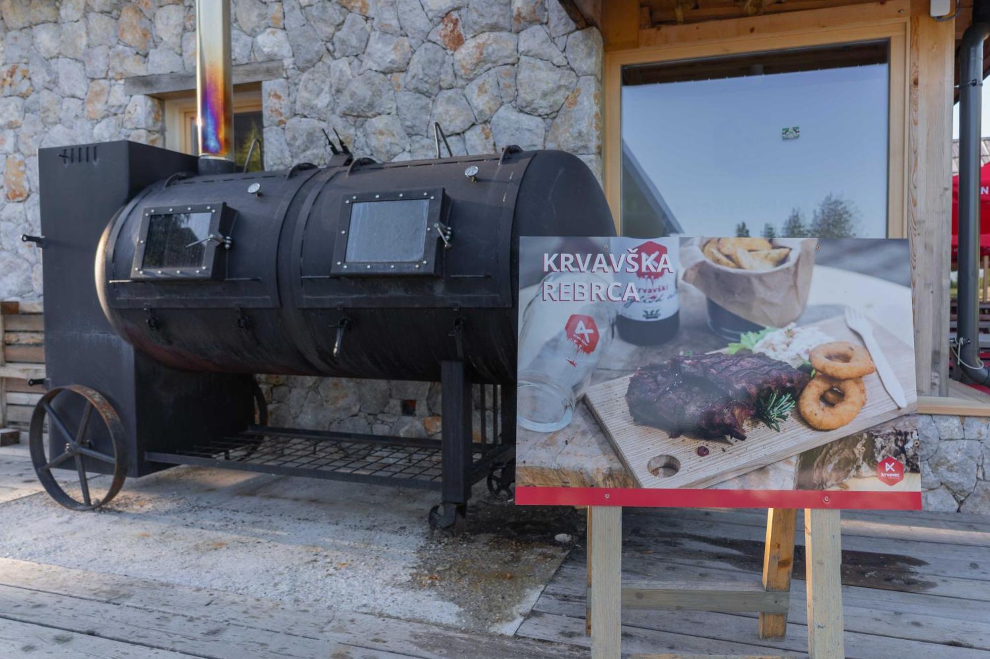 Hotel Krvavec Cerklje na Gorenjskem Luaran gambar